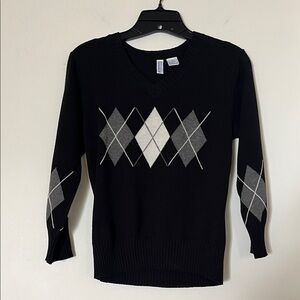 🖤✨ Smudge Black V-Neck Argyle Sweater – Gray & White– Size Medium ✨🖤